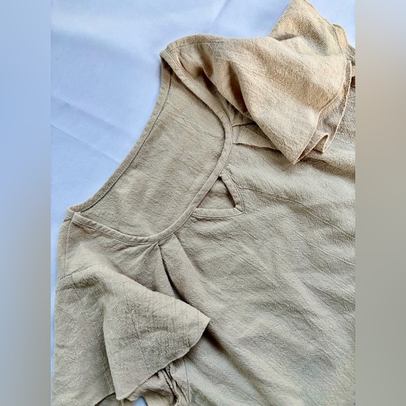 Chic Casual Two-Tone Dress - Picture 3 of 3